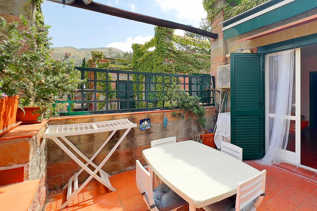 Bilocale Sant'Anna Vicolo Del Mughetto Villa Ngoại thất bức ảnh